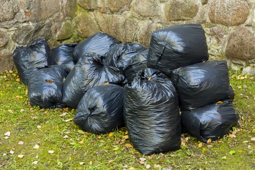 Professional builders waste disposal services